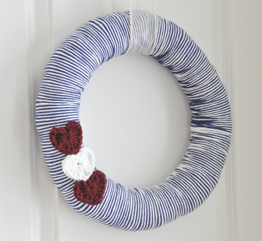 Easy Valentine's Crochet Heart Wreath