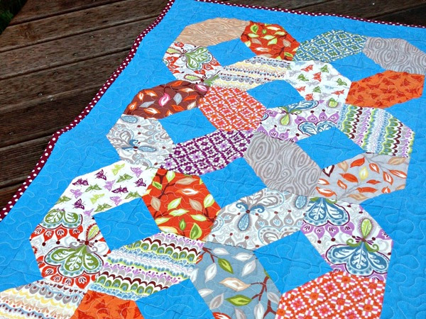 Entwined : Quilted Table Runner {TUTORIAL}