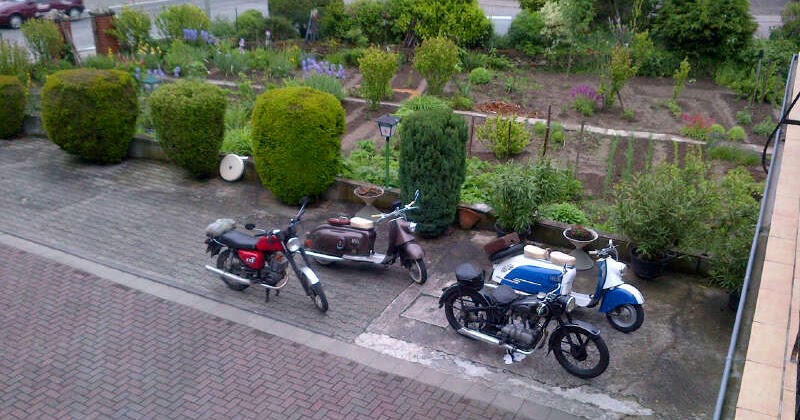 Mit dem Roller nach Paris Im Rheinland