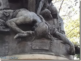 Paisano muerto - Monumento al pueblo del Dos de Mayo - Madrid