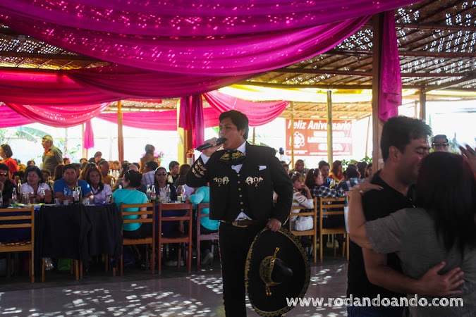 Distintos tipos de espectaculos, entre ellos, Mariachis IMG_3057.jpg