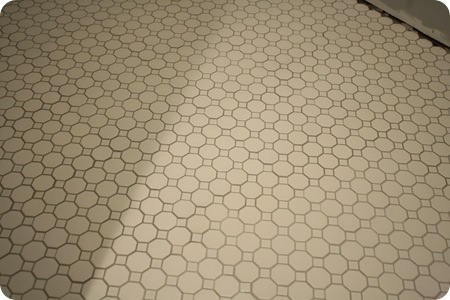 white tile gray grout