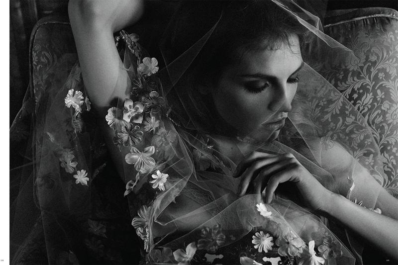 [black-magazine-no-19-karlina-caune%255B4%255D.jpg]