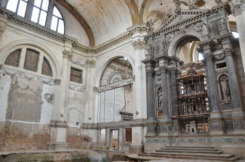 Chiesa_di_S._Lorenzo_Venezia_3.jpg Chiesa di S Lorenzo Venezia 3