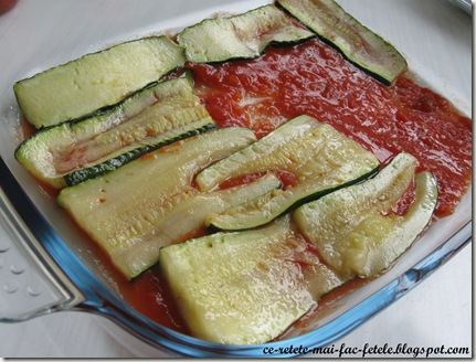 Parmigiana di zucchine - asezam feliile de dovlecei in tava 
