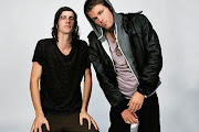 3OH!3