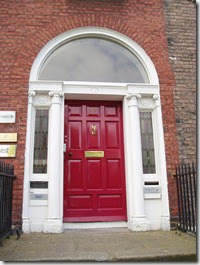 Dublín. Puerta Georgiana en el Área Sur Gregoriana - P5091075