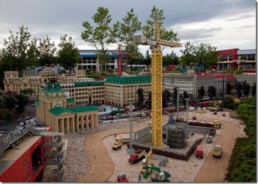 the_craziest_lego_model_is_in_germanys_legoland_640_07
