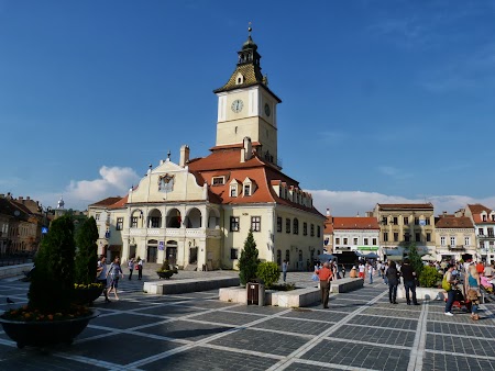 Obiective turistice Brasov: Piata Sfatului 