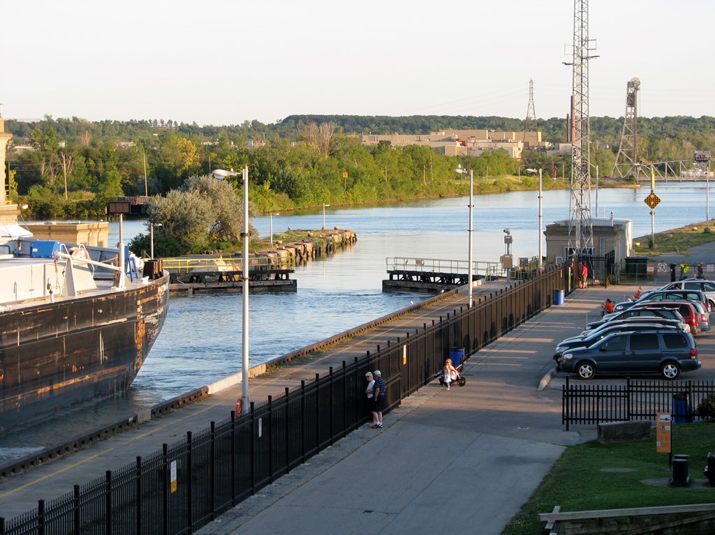 [7997%2520St.%2520Catharines%2520-%2520Welland%2520Canals%2520Centre%2520at%2520Lock%25203%2520-%2520Viewing%2520Platform%2520-%2520Tug%2520SPARTAN%2520with%2520barge%2520SPARTAN%2520II%2520%2528a%25204072%2520long%2520tank%2520barge%2529%2520upbound%255B3%255D.jpg]