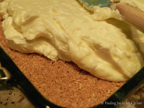 Frozen Lemon Tart - adding the lemon layer