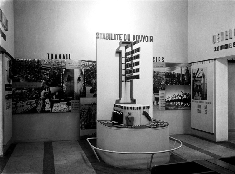 [Expo-Paris-1937.14-Sala-do-Trabalho.jpg]