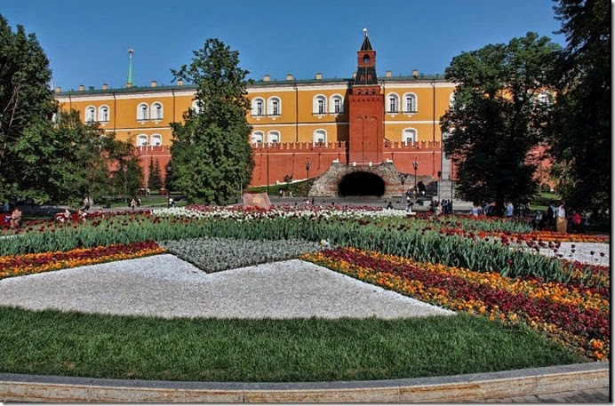 Kremlin Garden 2
