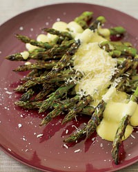 [asparagus-with-zabaglione3.jpg]