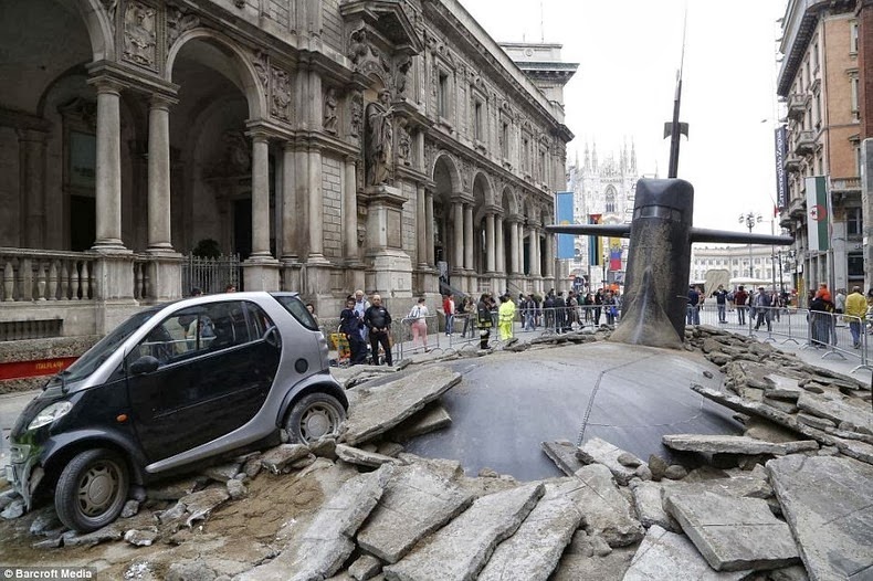 milan-submarine-3 milan-submarine-3