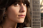 Nicki Bluhm