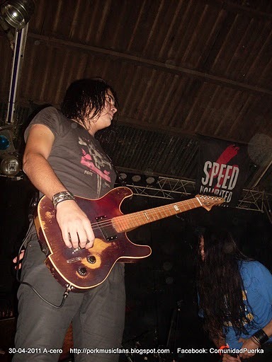 [A-cero%252030-04-2011%2520Show%2520%252835%2529%255B2%255D.jpg]