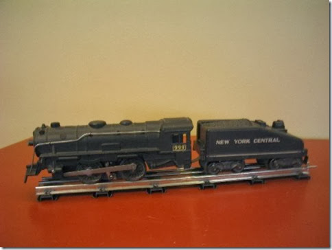 Marx #999 Locomotive with 8-Wheel Plastic Slope-Back Tender
