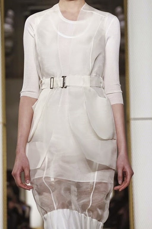 [La-Perla-Couture-SS15-Paris-3023-1422293913-bigthumb%255B8%255D.jpg]