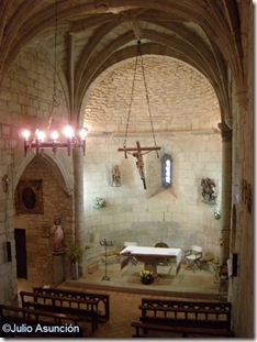 Interior iglesia San Martín de Artáiz - Izagaondoa - Navarra