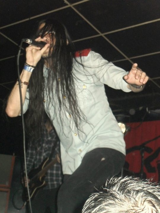 [40156_1684497035131_1318776343_1785240_7924080_n%255B2%255D.jpg]