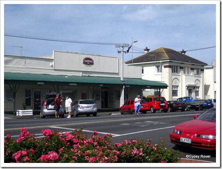 Yarrows family bakery, Manaia. The old BNZ bank building to the right.