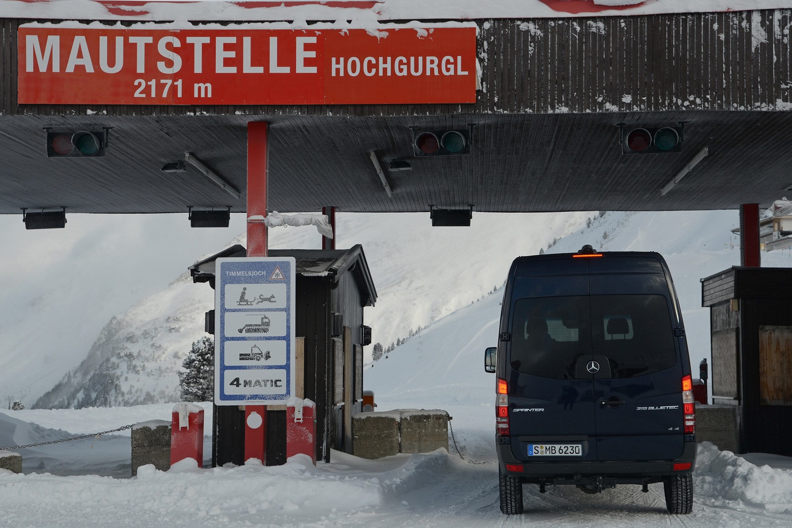 [Mercedes-Benz-Sprinter-4x4-32%255B2%255D.jpg]