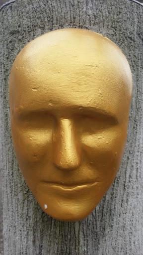 Aarburg Goldenes Gesicht