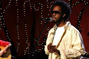 Dwele
