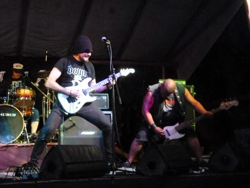 [527009_581776908524904_1813674101_n%255B2%255D.jpg]