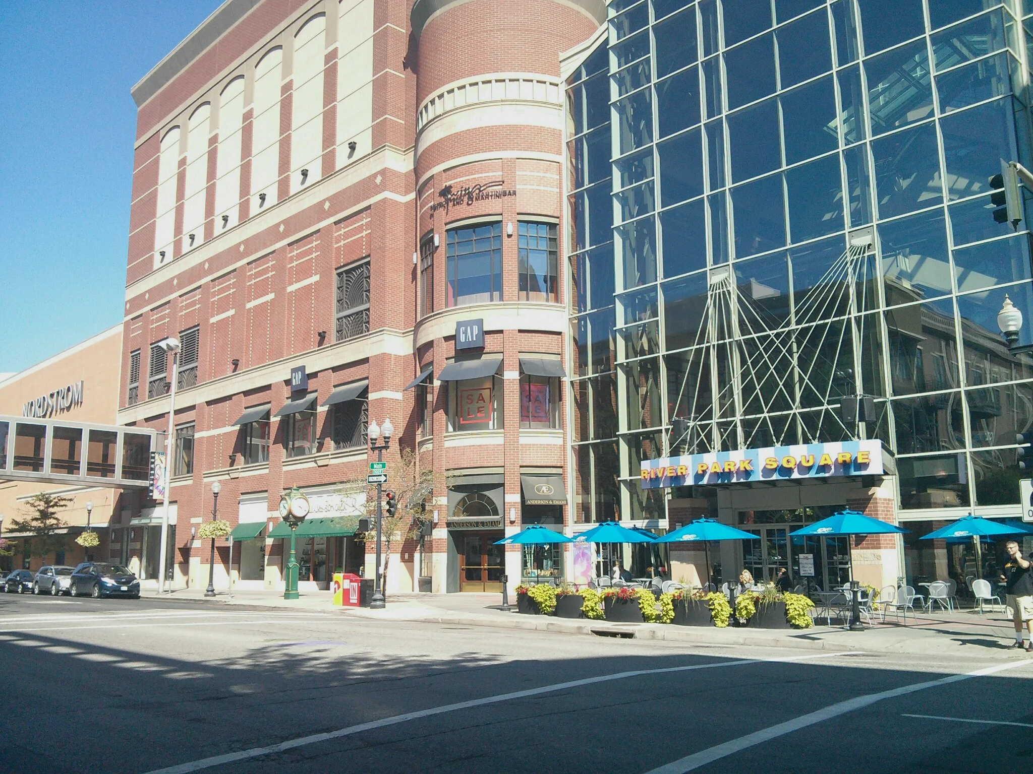 Riverpark Square | Spokane Pics