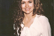 Nicolette Larson