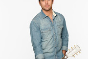 Charles Esten