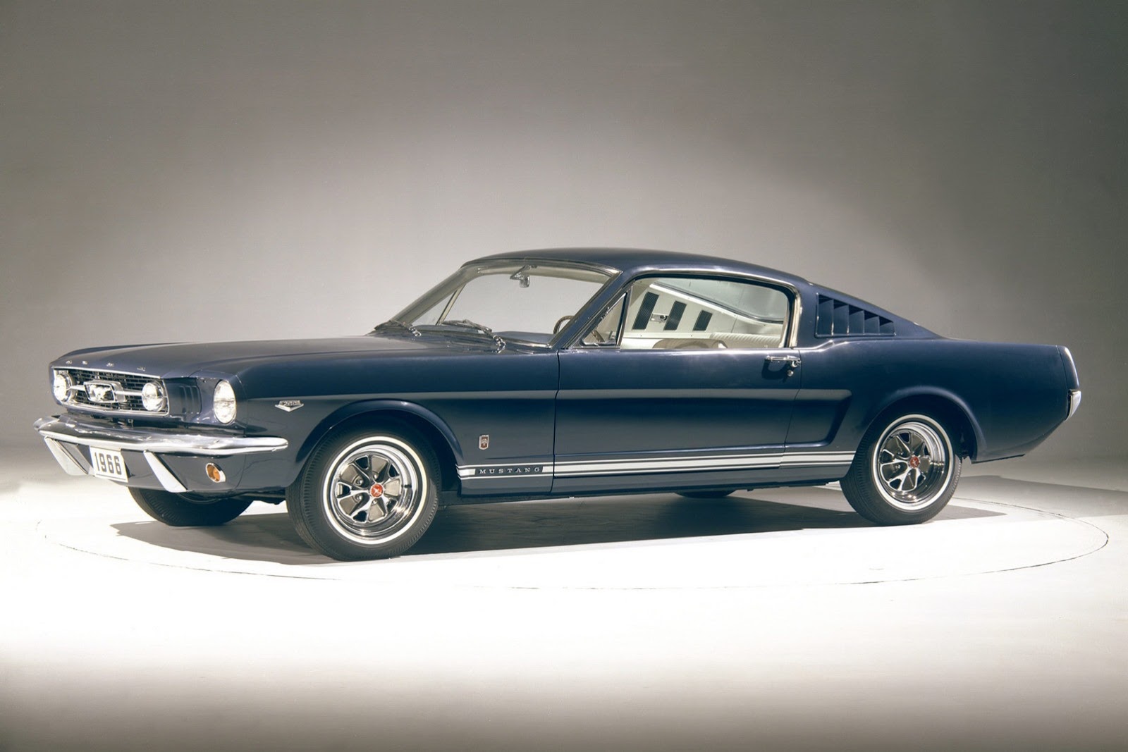 [Ford-Mustang-colors-1%255B6%255D.jpg]
