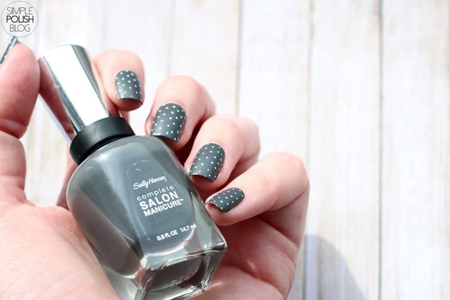 Grey-matte-polka-dot-nails-4