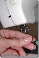 how-to-thread-sewing-machine-nagoya-mini-1-como-se-enhebra-maquina-de-coser-nagoya-mini-1-_-18