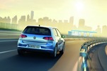 VW-Golf-TDI-BlueMotion-2