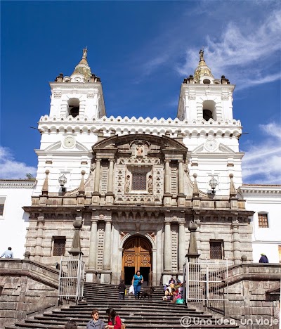 Quito-que-ver-hacer-visitas-imprescindibles-un-dia-unaideaunviaje-5.jpg