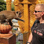 Kuala Lumpur - Batu Caves - skutki dotykania małpki