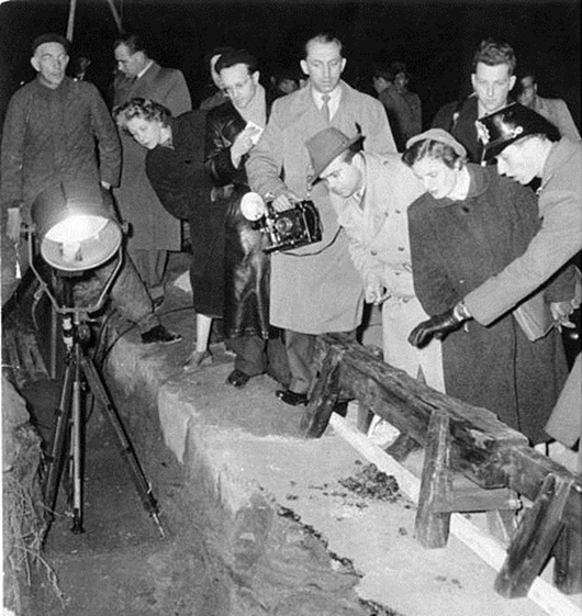 474px-Bundesarchiv_Bild_183-37695-0020,_Altglienicke,_USA-Spionagetunnel_unter_DDR-Gebiet