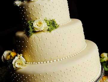 bolo-de-casamento-fotos-e-modelos-www.mundoaki.org
