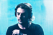 Axwell