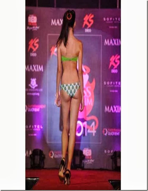 maxim bikini show  (14)