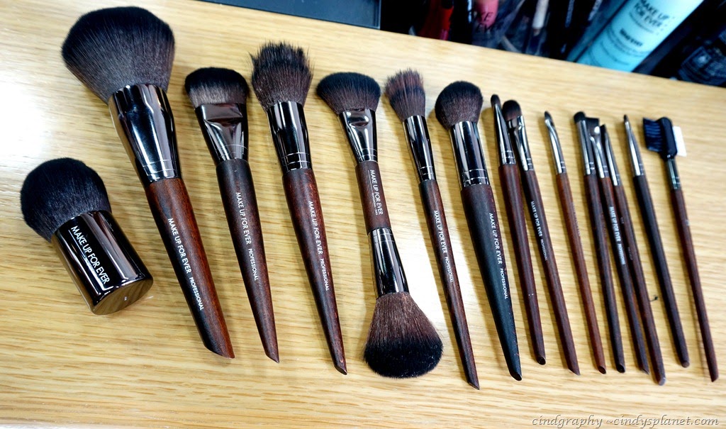 [Make%2520Up%2520For%2520Ever%2520Artisan%2520Brush1%255B3%255D.jpg.webp]