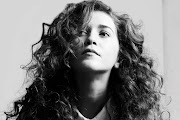 Rae Morris