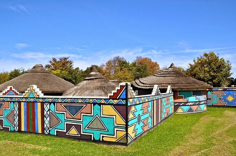 ndebele-house-painting-4 ndebele-house-painting-4