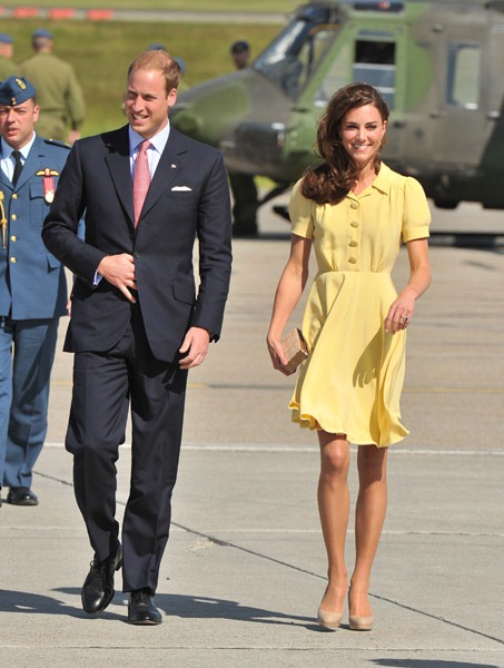 [Duchess-Kate-Middleton-in-a-yellow-Jenny-Packham-dress%255B3%255D.jpg]