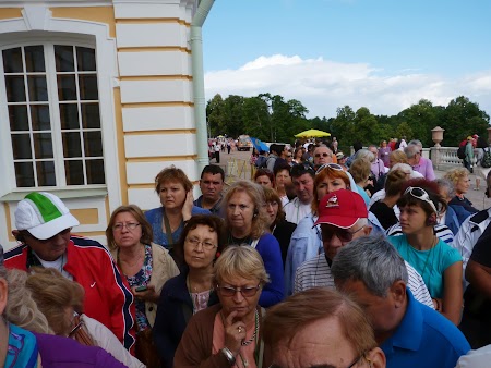 Obiective turistice Rusia: La coada la palat