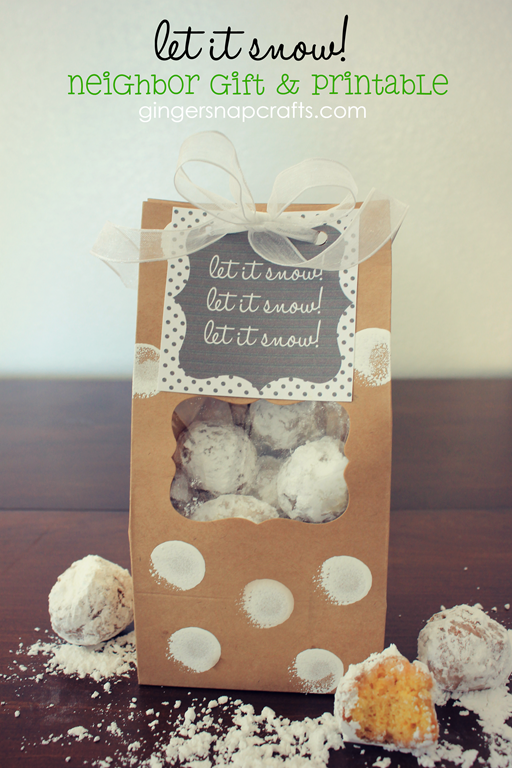 Let it Snow! Neighbor Gift Idea at GingerSnapCrafts.com #Christmas #brownpaperpackages #printable