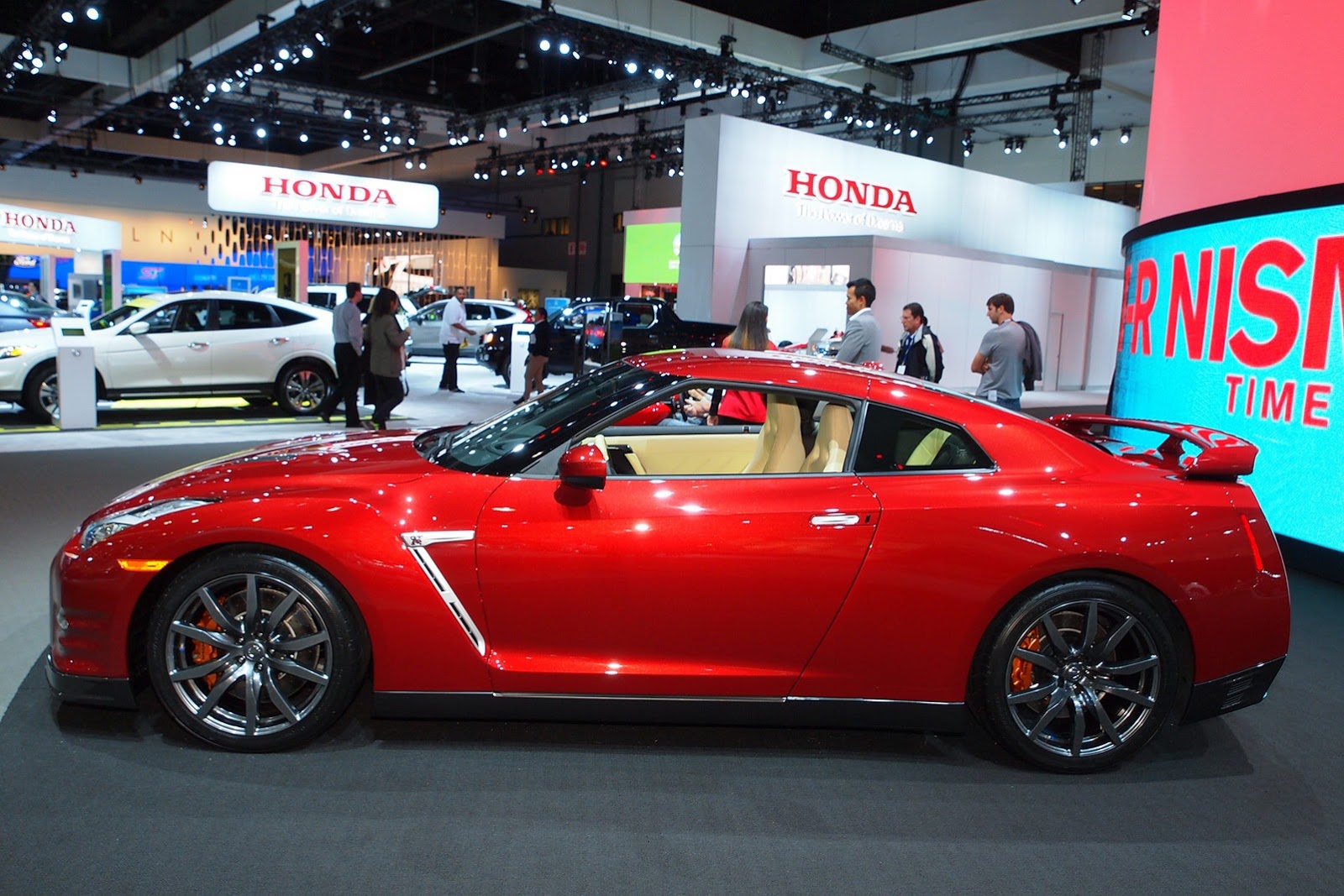 [2013-Los-Angeles-Auto-Show-233%255B2%255D.jpg]